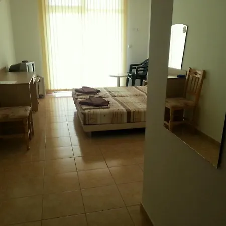 Family Hotel Cristal Hotell
