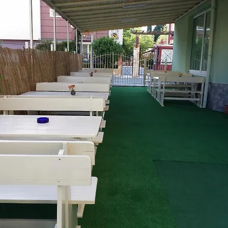 Family Hotel Cristal Hotell Ravda